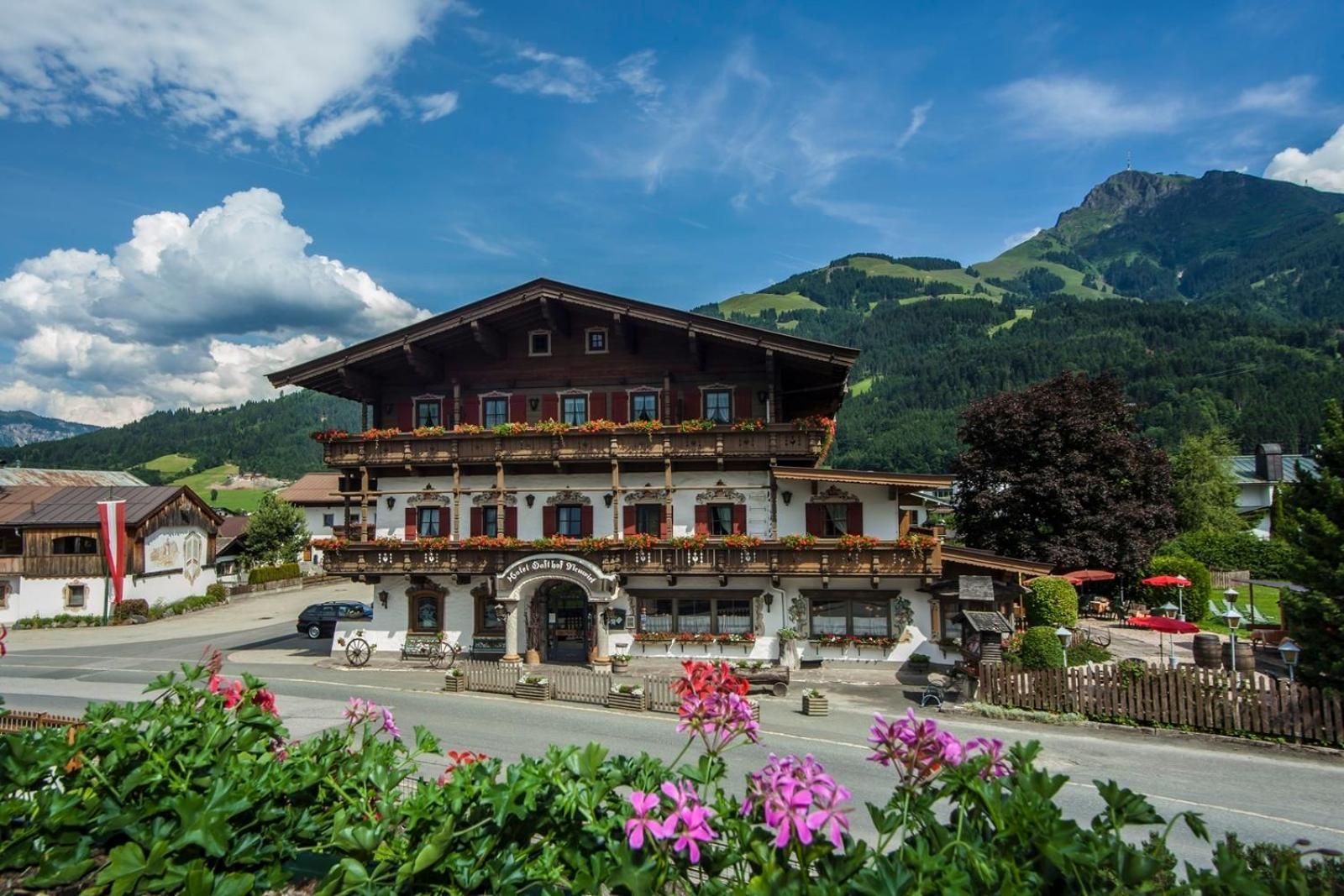 Kaiserhotel Neuwirt Oberndorf in Tirol Exteriör bild