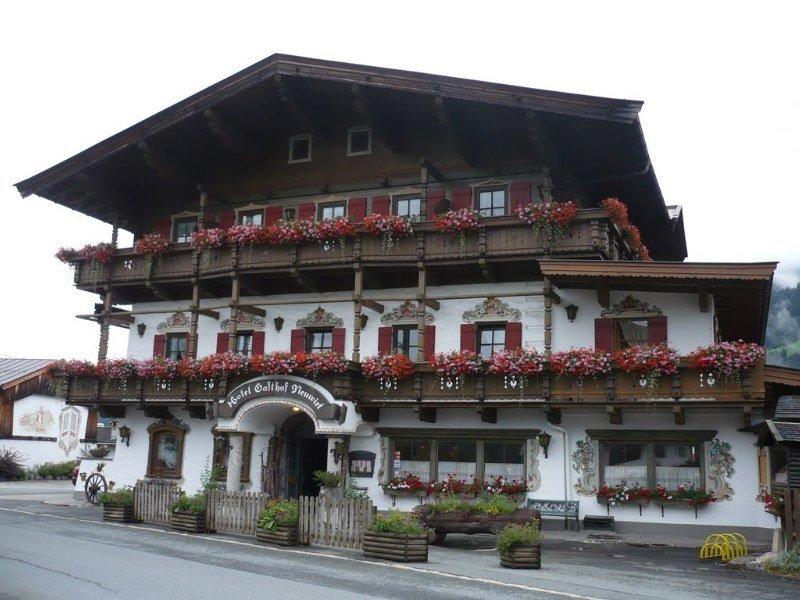 Kaiserhotel Neuwirt Oberndorf in Tirol Exteriör bild